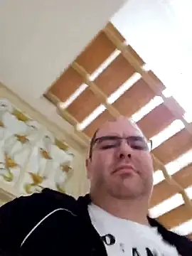 Stripchat Live Sex Cam of Andrew1900529