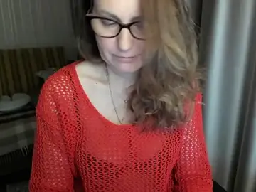 Stripchat Sex Cam of lauraoven