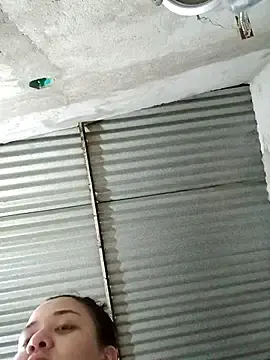 Stripchat Live Sex Cam of Liancy