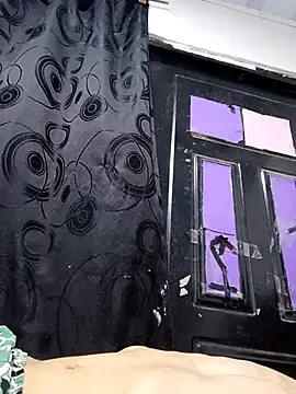 Stripchat Live Sex Cam of Liancy