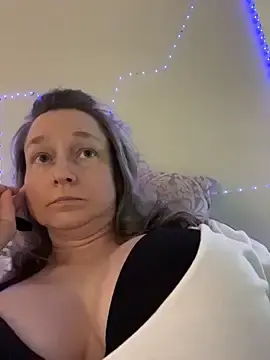 Stripchat Sex Cam of Vivian_MayXxX
