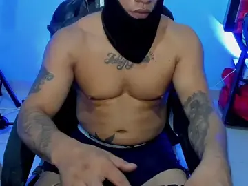 Stripchat Adult Webcam of zeus_7777