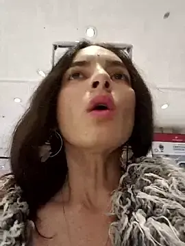 Stripchat Free Porn Cam of Sam_Sara