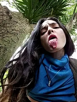 Stripchat Free Porn Cam of Sam_Sara