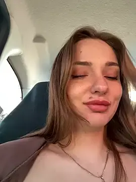 Stripchat Adult Webcam of Night_dreams