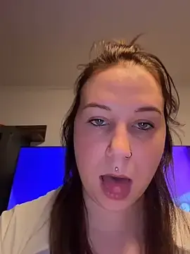 Stripchat Watch Live Sex Cams of NinaBlack22
