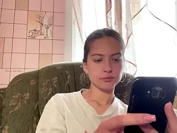 Stripchat Free Live Porn of AlesiaGrainger