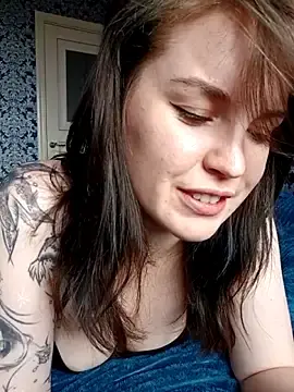 Stripchat Free Porn Cam of LazyTanukii