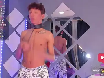 Stripchat Sex Cam of Max_Steell