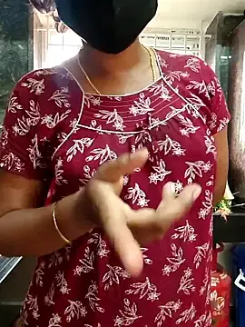 Stripchat Nude Webcam of Tamil_Shalini_Lustyy