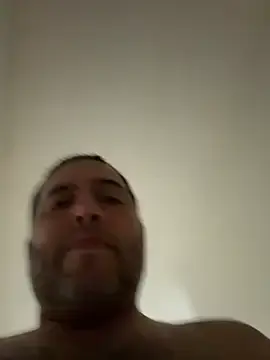 Stripchat Watch Live Sex Cams of ezrah23