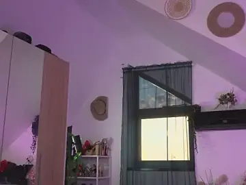Stripchat Live Sex Cam of Amaliamour