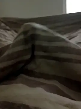 Stripchat Live Sex Cam of MrSquirt0nm3