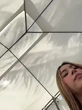 Stripchat Free Porn Cam of Natalia_vidal