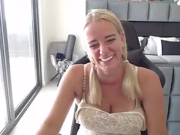 Stripchat Adult Webcam of Wendysexyx