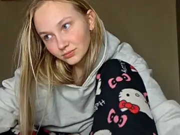 Stripchat Live Sex of KarinRobertson