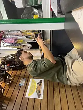 Stripchat Watch Live Sex Cams of Leonardmoppet