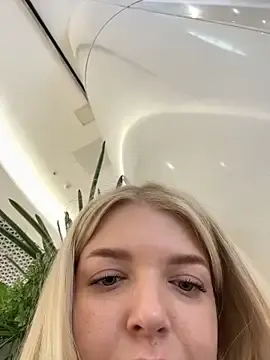 Stripchat Sex Cam of OdriOlsens
