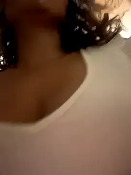 Stripchat Nude Webcam of Kay_LustyWife