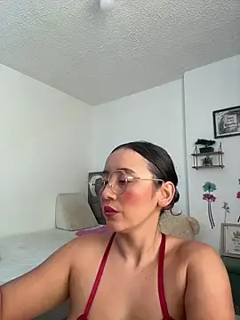 Stripchat Free Live Porn of Kay_LustyWife