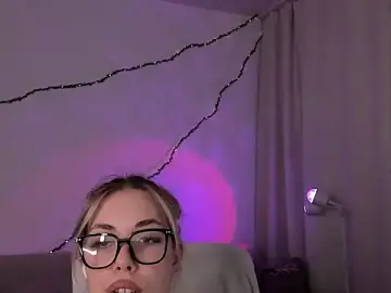 Stripchat Nude Webcam of Leila_Vanilla