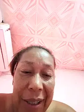 Stripchat Adult Webcams of Ruby-Hot-Milf