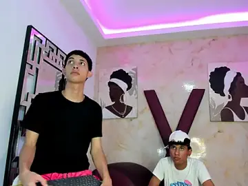 Stripchat Live Sex of SWEET_RABBIT1