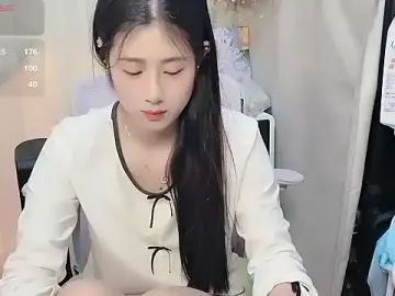 Stripchat Adult Video Chat of Yvonne-07