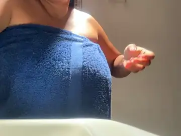 Stripchat Sex Cam of emmyjhonson07