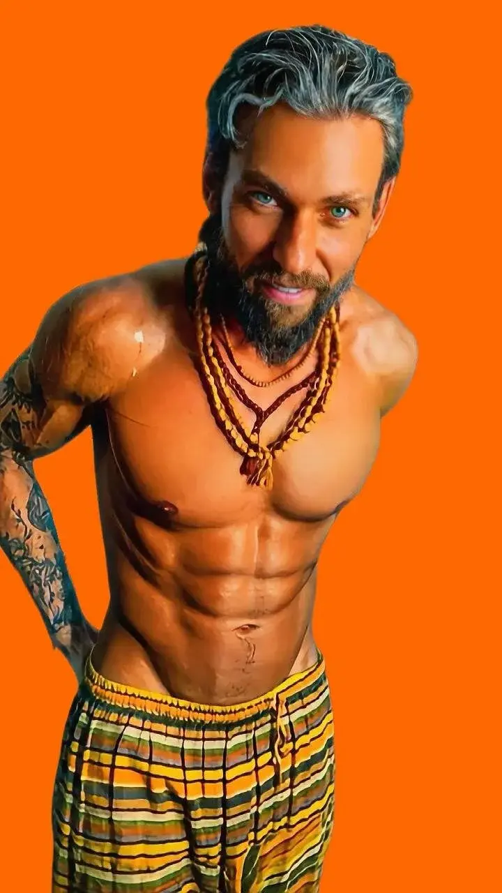 roberto_gray