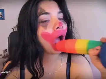 Stripchat Live Sex Cam of victoriaasaenz_