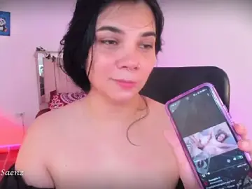 Stripchat Adult Webcam of victoriaasaenz_