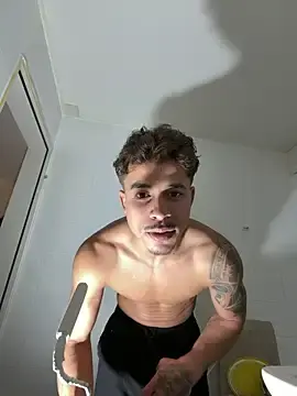 Stripchat Adult Webcams of AlexActive