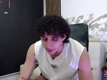 Stripchat Free Live Porn of Jay_Taylor1_