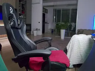 Stripchat Adult Webcam of UbbeViking