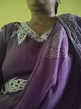 Stripchat Live Sex Cam of Monika_telugu_queen