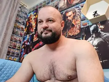 Stripchat Free Porn Cam of Muscle_Bear