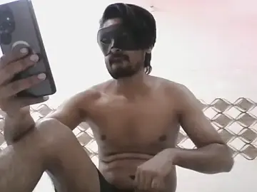 Stripchat Sex Chat of lusty_male69