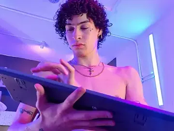 Stripchat Nude Webcam of nova_salvatore