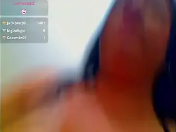 Stripchat Adult Webcams of Bigcocksexyluisa