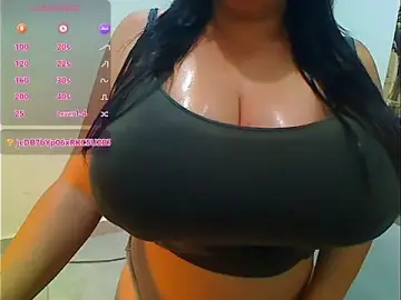 Stripchat Free Live Porn of Bigcocksexyluisa