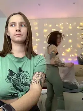 Stripchat Private Sex Chat of HotCaramellsTV