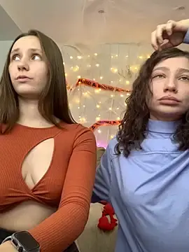 Stripchat Adult Webcams of HotCaramellsTV