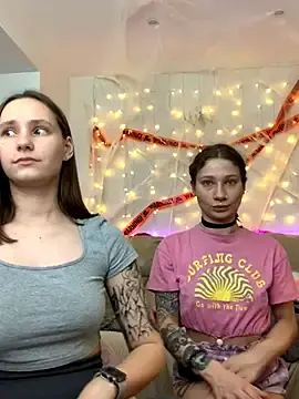 Stripchat Live Sex of HotCaramellsTV