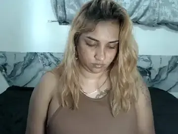 Stripchat Live Sex Cam of Summerbkaze29