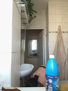 Stripchat Nude Webcam of SkinnyLilly