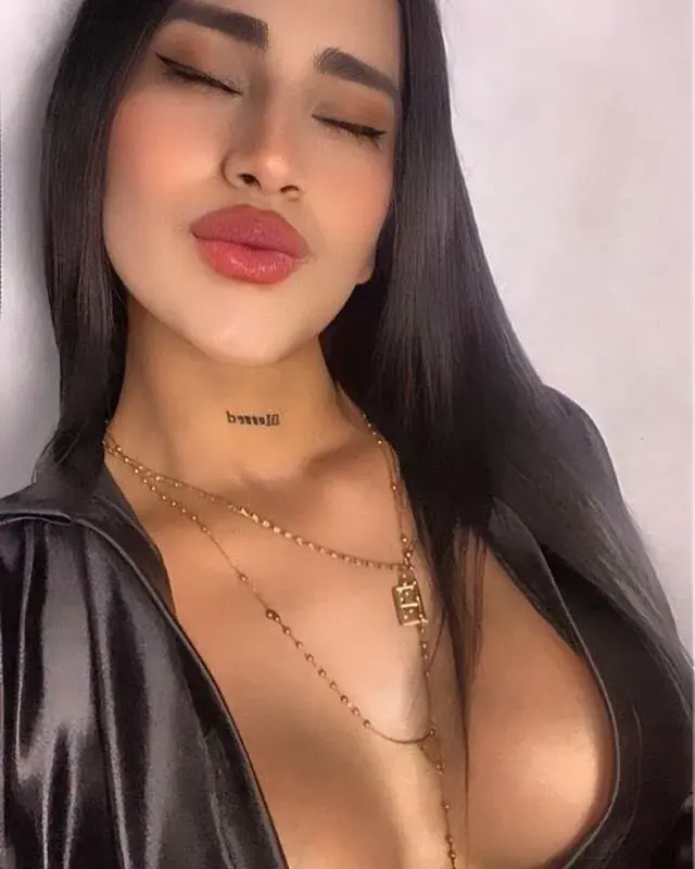 Ali_Messy-