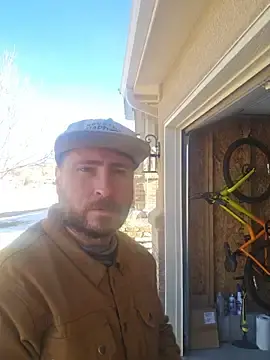 Stripchat Free Porn Cam of MotoGuy4life