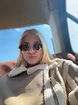 Stripchat Sex Cam of NewLale