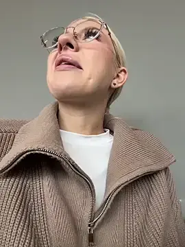Stripchat Live Porn of NewLale